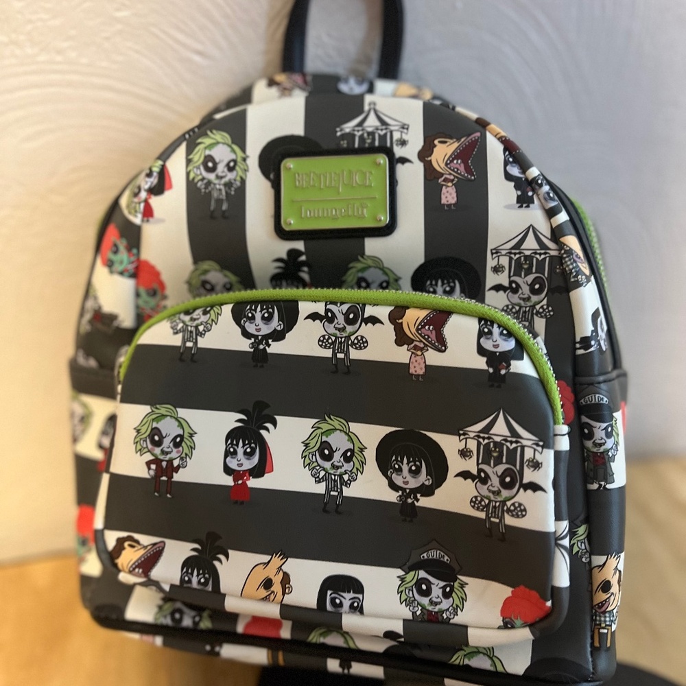 Beetle juice loungefly mini bag